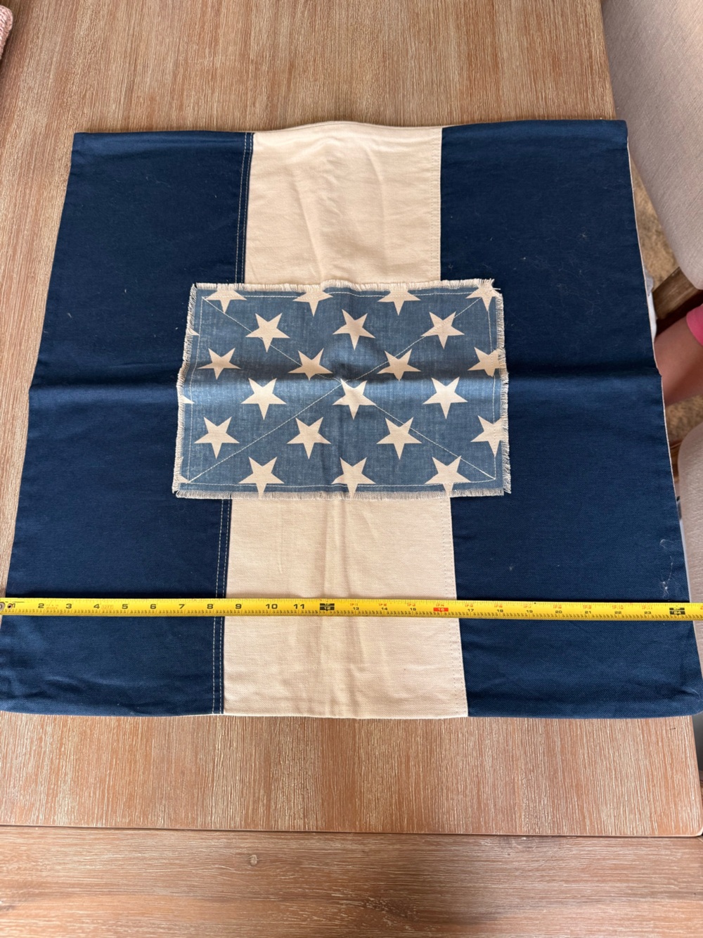 NWOT, Pottery Barn linen blend patriotic pillow cover, blue stars, 24x24